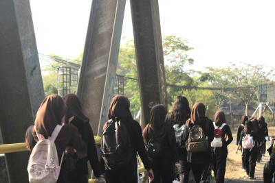 Serunya Jelajah Alam Siswa SMAN 1 Semin, Dari Trekking hingga Bersih-Bersih Sungai