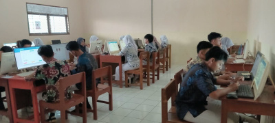 215 Siswa Kelas XII SMAN 1 Semin Ikuti TKA dan AN, Pelaksanaan Berjalan Lancar