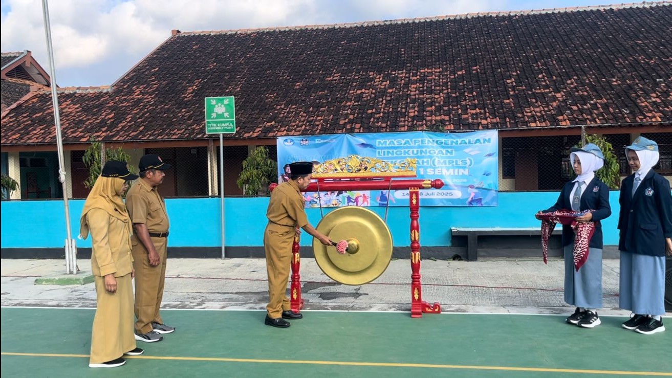 Masa Pengenalan Lingkungan Sekolah (MPLS) SMAN 1 Semin Resmi Dibuka